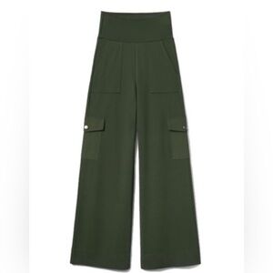 CAbi Chargo Pants - NIB - Olive Green Wide-Leg Pants - size Small